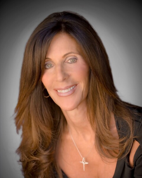 Karen Nelsen Photo