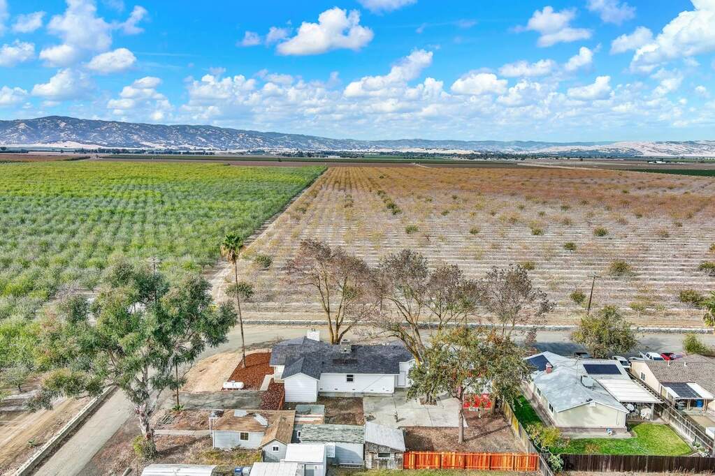 28812 Hurlbut Street, Madison, CA 95653