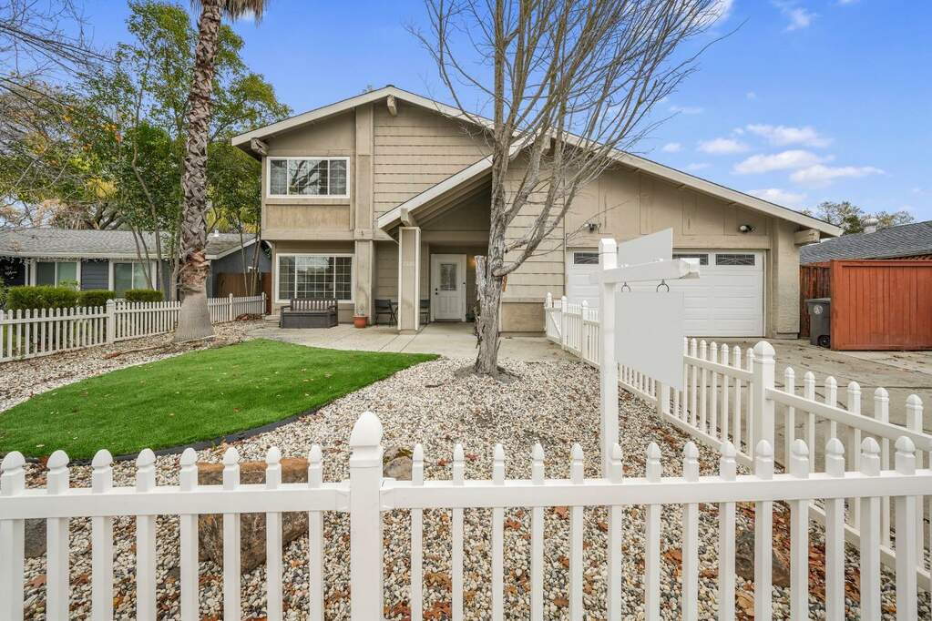 7020 Sunburst Way, Citrus Heights, CA 95621