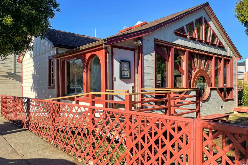 304 Caledonia Street, Sausalito, CA 94965