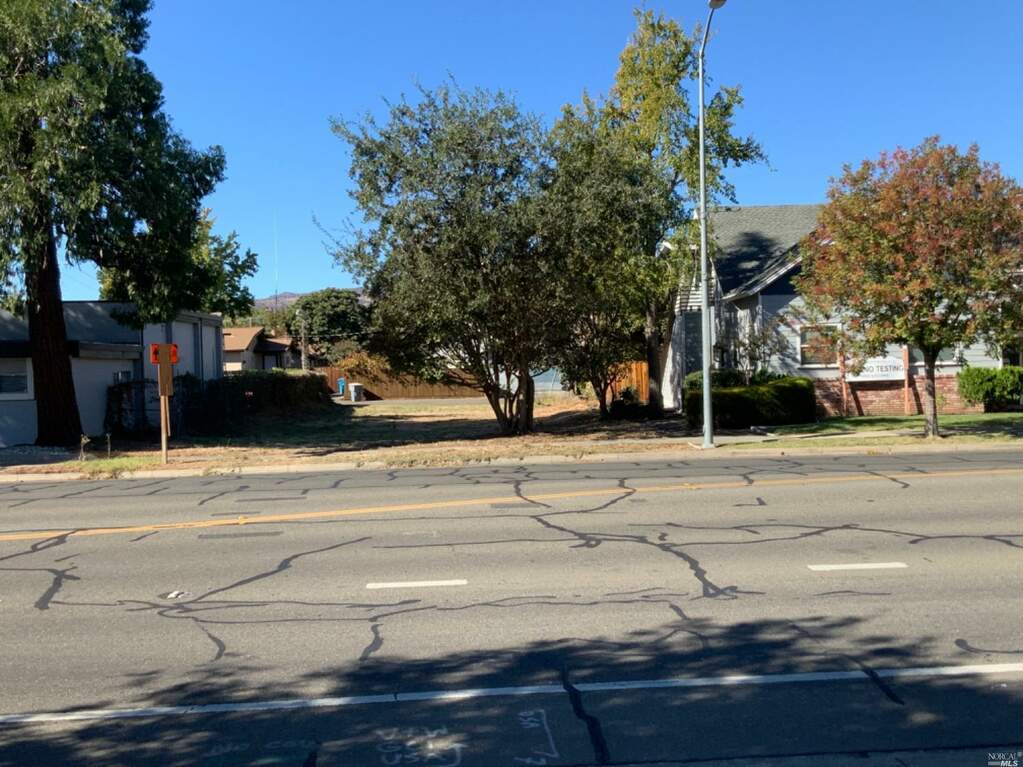 424 Davis Street, Vacaville, CA 95688