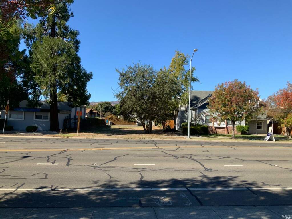 424 Davis Street, Vacaville, CA 95688