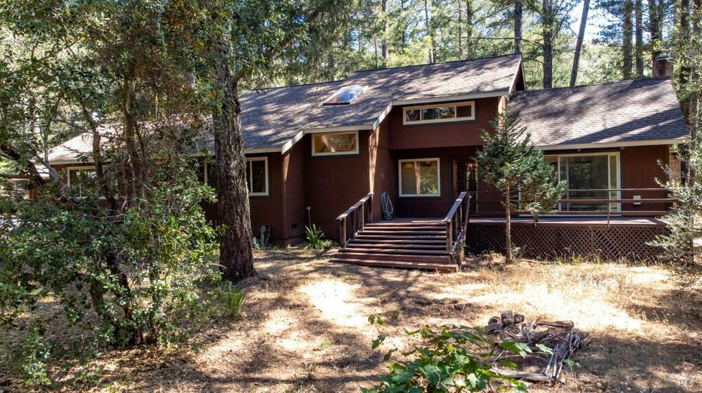 554 Shady Acres Lane, Santa Rosa, CA 95409 | MLS# 323051453 | Christie ...