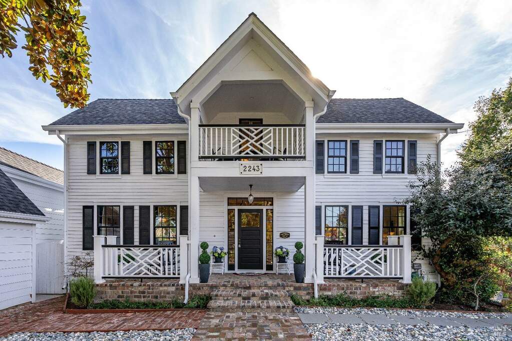 2243 Redwood Road, Napa, CA 94558