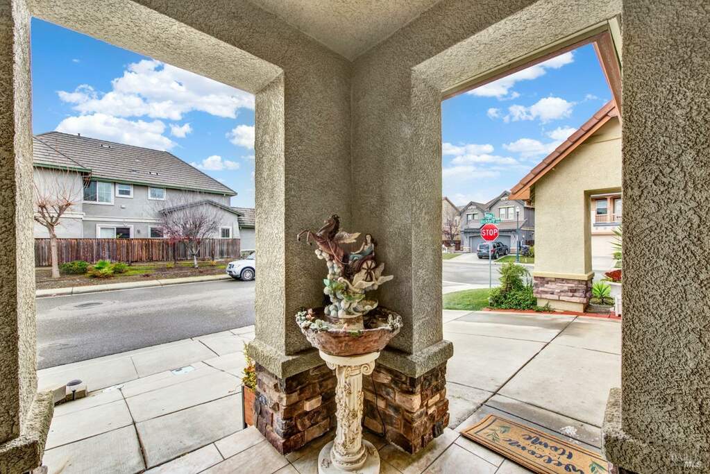 5118 Bickford Circle Fairfield CA 94533 MLS# 324000193 Christie #39 s