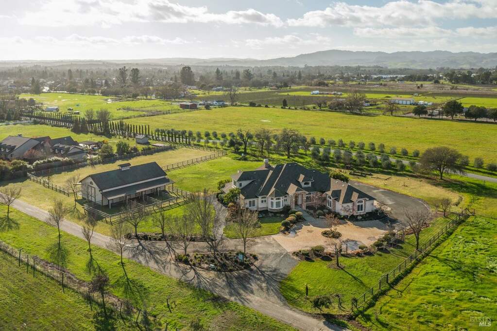 10119 Liberty Oak Lane, Windsor, CA 95492 MLS 324001802 Christie's