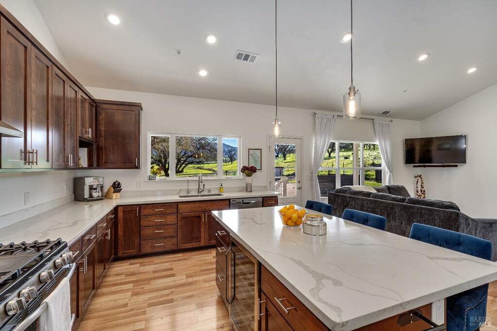 2160 1st Avenue, Napa, CA 94558 MLS 324014161 Christie's International Real Estate Sereno