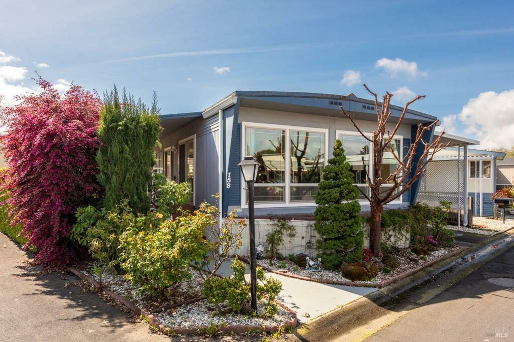 158 Colonial Park Drive, Santa Rosa, CA 95403