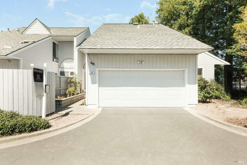 2791 Mcbride Lane #132, Santa Rosa, CA 95403