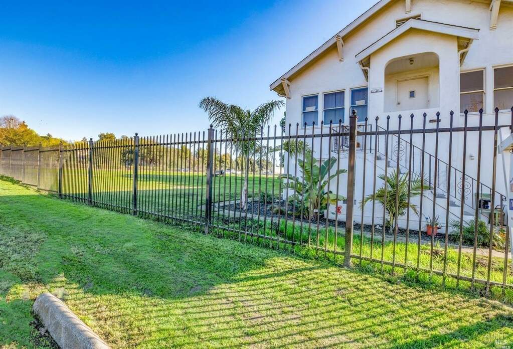 267 Valle Vista Avenue, Vallejo, CA 94590