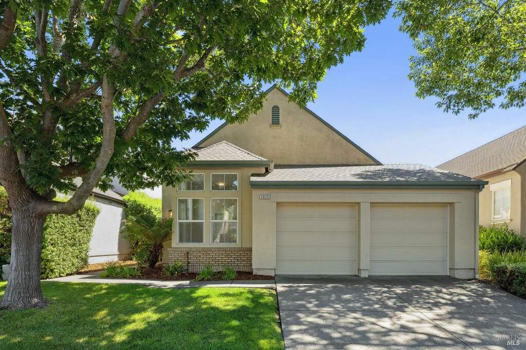 2025 Falcon Ridge Drive, Petaluma, CA 94954