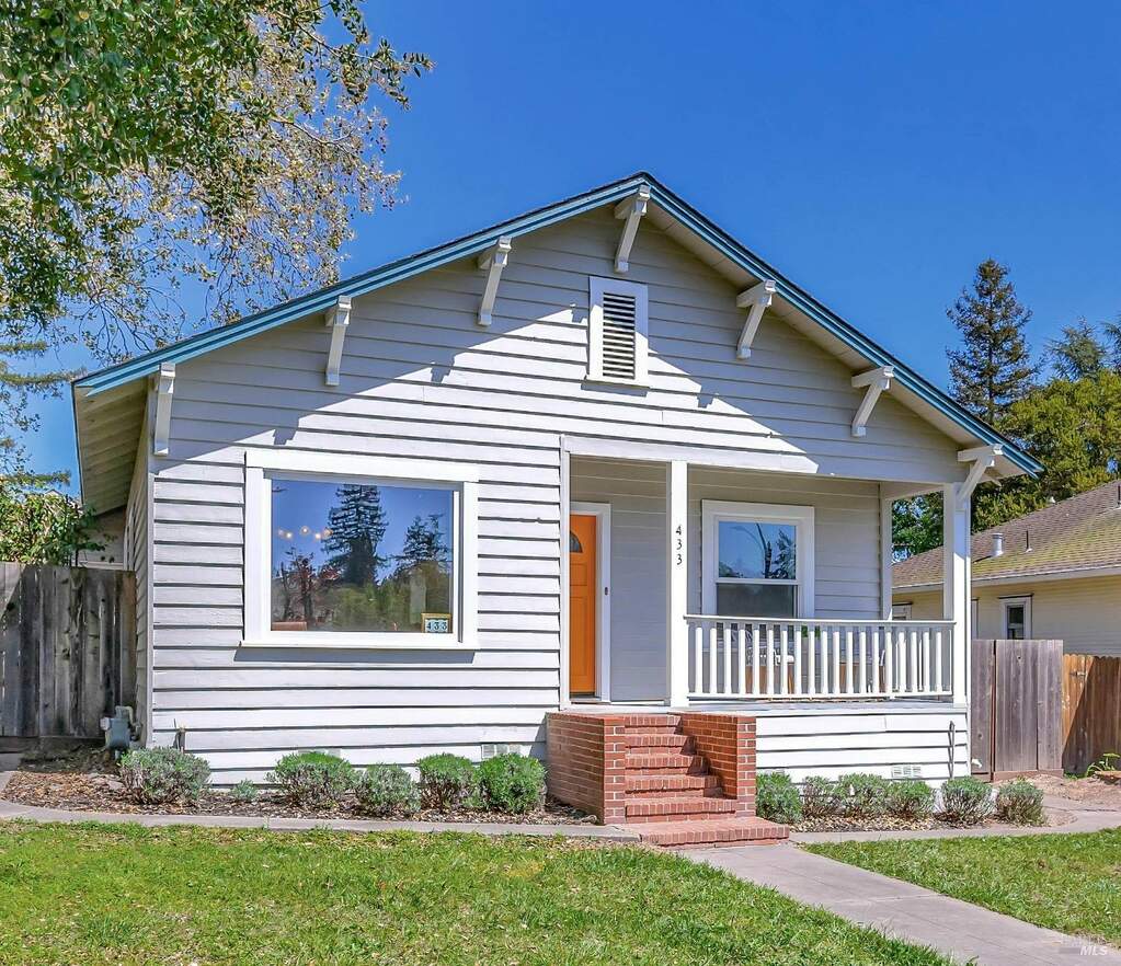 433 N Main Street, Sebastopol, CA 95472