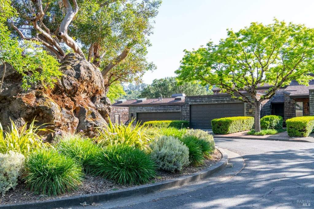 367 El Faisan Drive, San Rafael, CA 94903