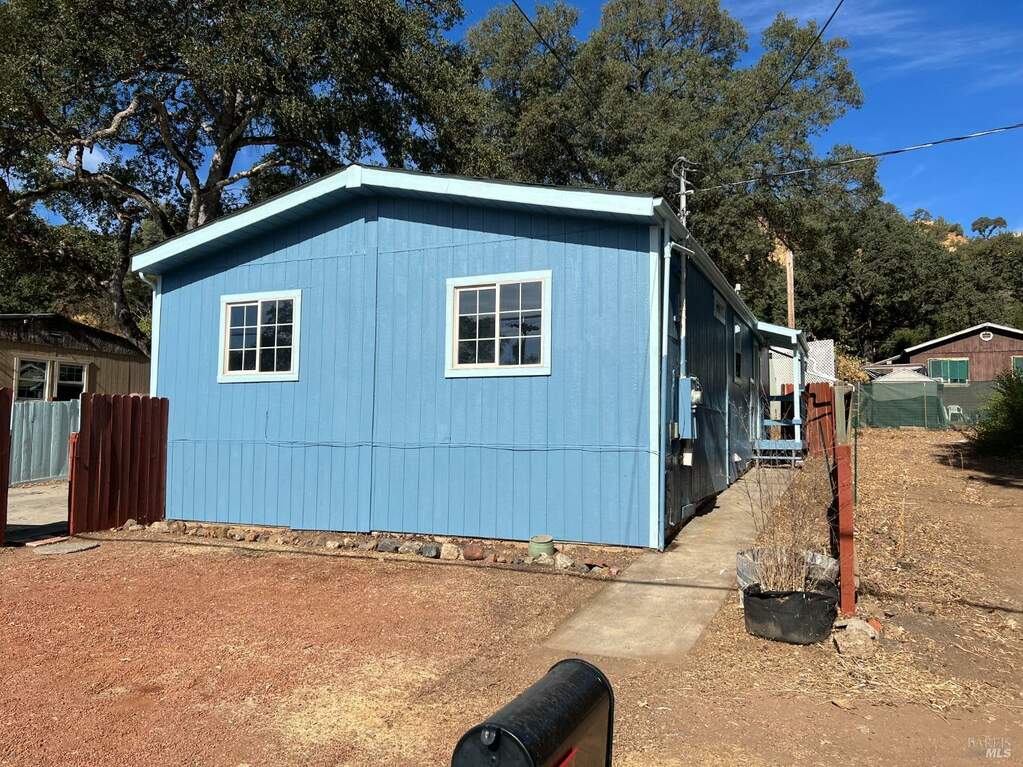 12698 E Highway 20 None