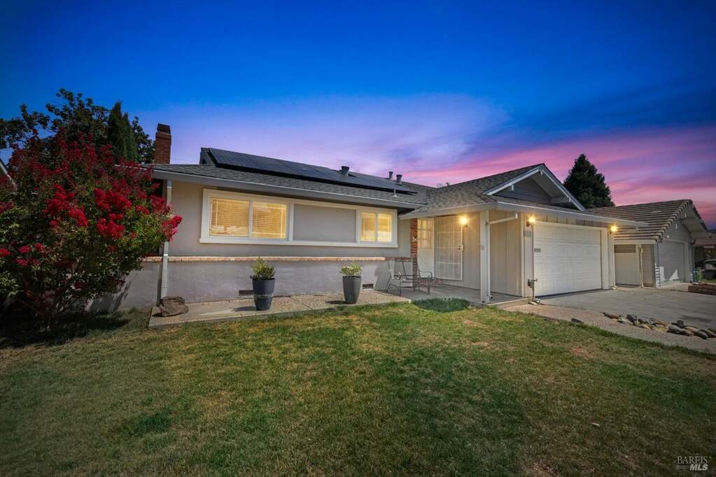 566 Deodara Street, Vacaville, CA 95688