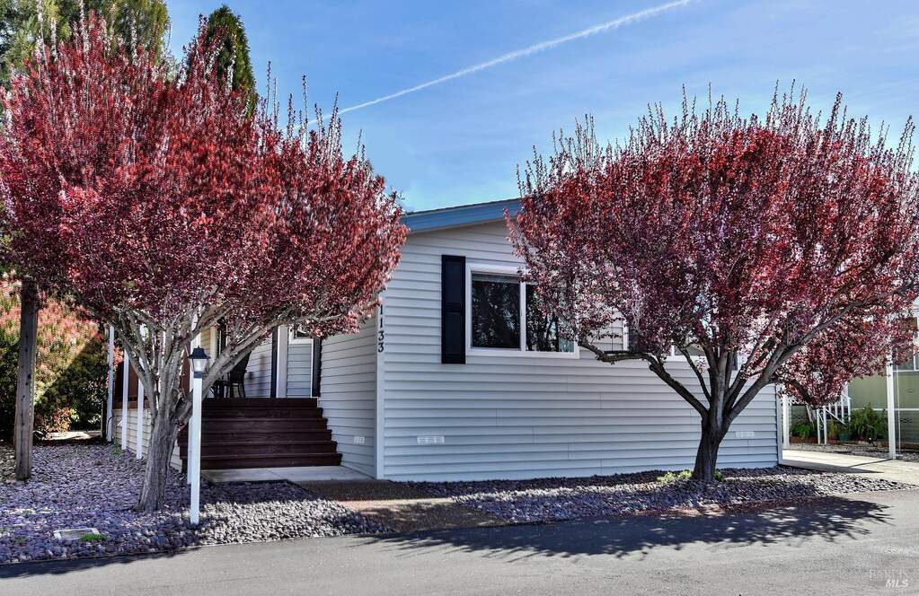 1133 Chinaberry Way, Windsor, CA 95492