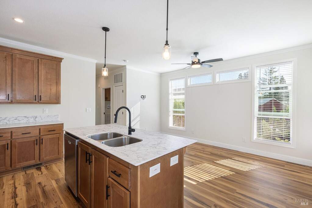 6677 Front Street #J, Forestville, CA 95436