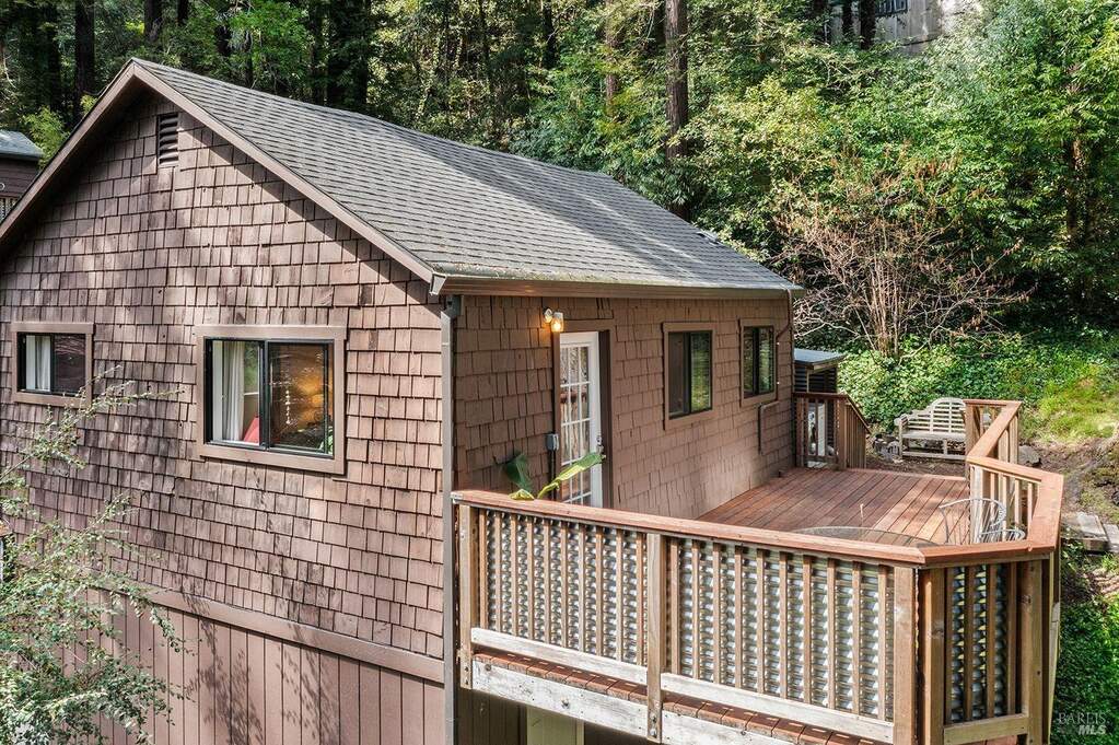 9079 Middle Terrace, Monte Rio, CA 95462