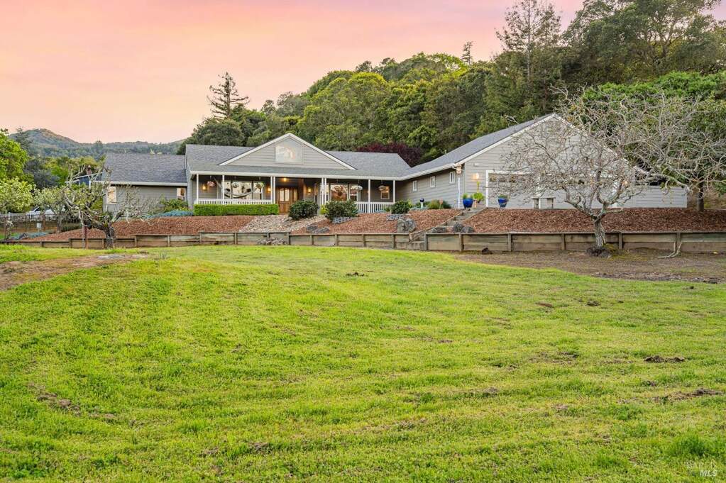 489 Wilson Avenue #A, Novato, CA 94947