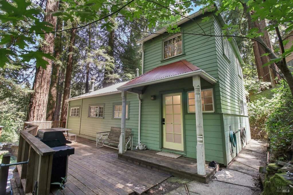 65 Montgomery Street, Camp Meeker, CA 95419