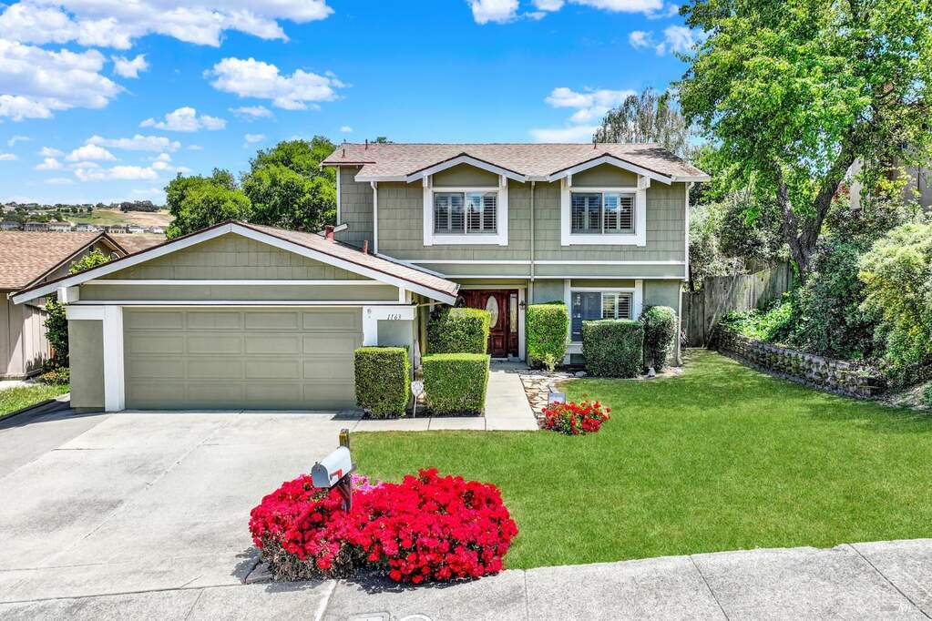 1163 Granada Street