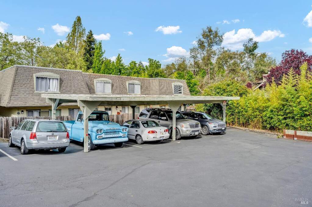 152 Valparaiso Avenue, Cotati, CA 94931