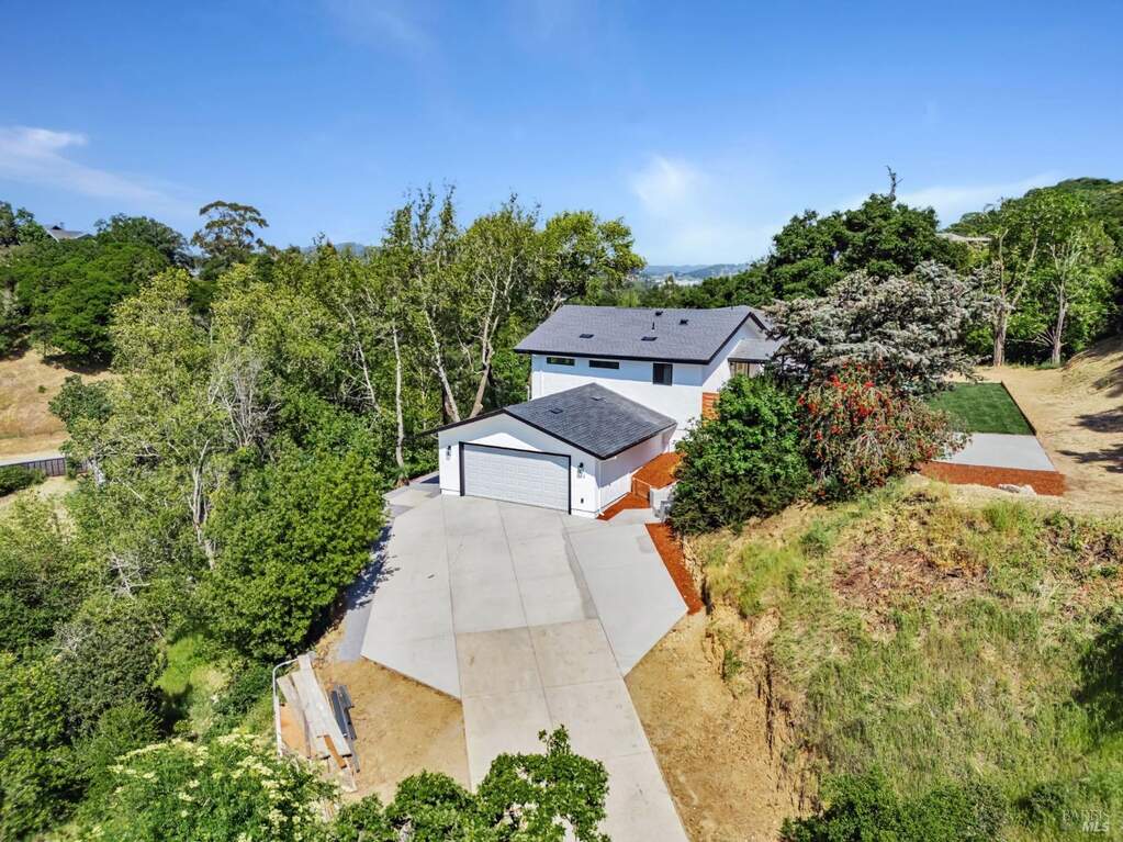 612 Canyon Road, Novato, CA 94947