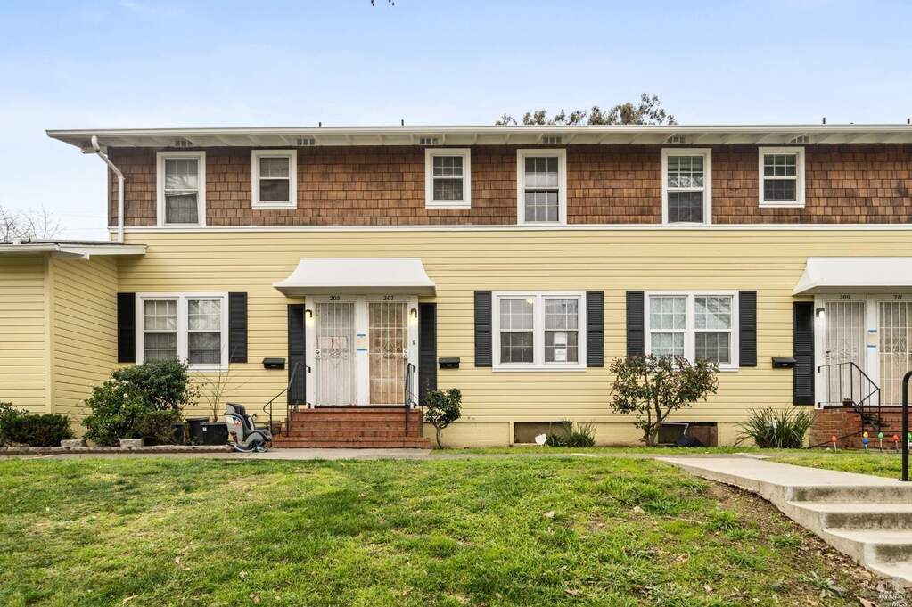 207 Rodgers Street, Vallejo, CA 94590