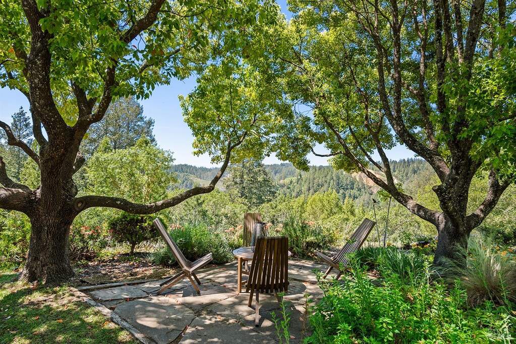 7600 Giusti Road, Forestville, CA 95436