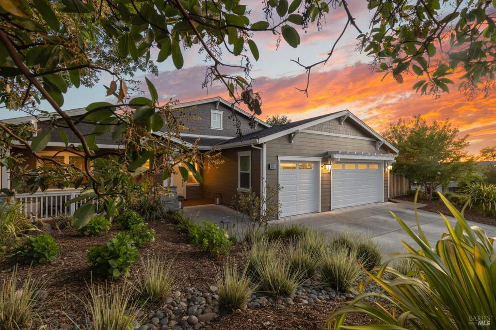 3393 Lake Park Court, Santa Rosa, CA 95403