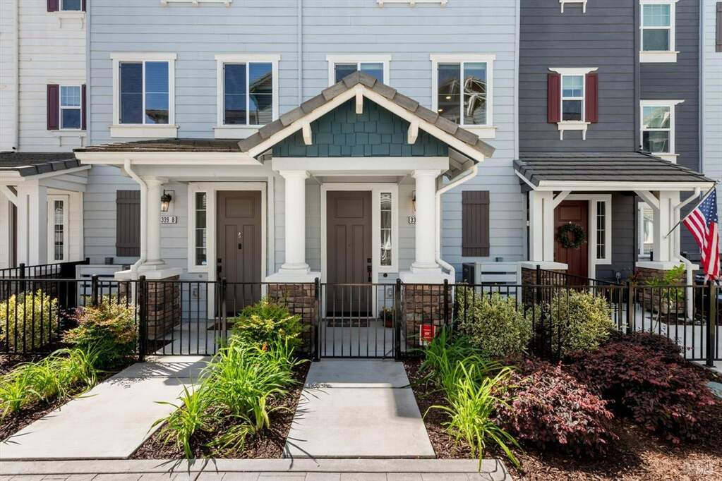 339 Pear Tree Terrace #C, Napa, CA 94558