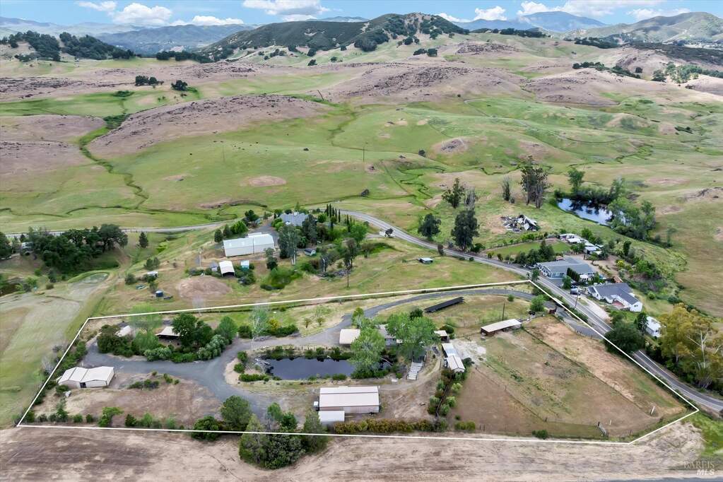 4538 Hill Road, Lakeport, CA 95453