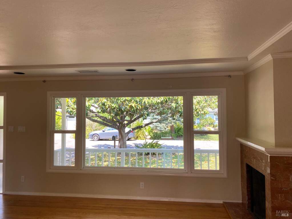 1125 East Court, Novato, CA 94945