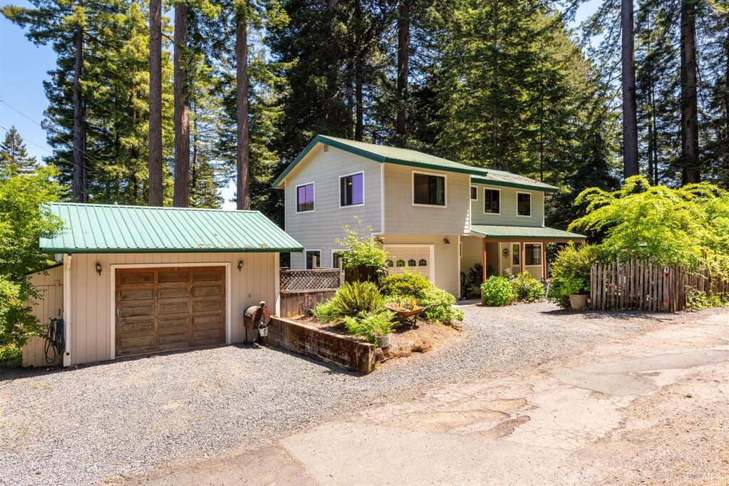 1 Mosswood Circle, Cazadero, CA 95421