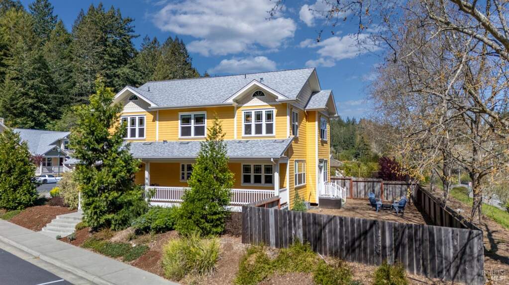 14600 Jomark Lane, Occidental, CA 95465