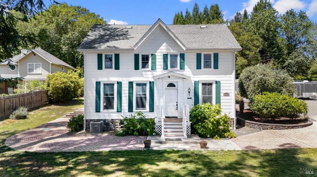 6740 Covey Road, Forestville, CA 95436
