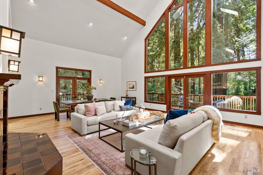192 Carson Road, Woodacre, CA 94973