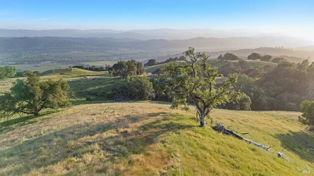 21350 River Road, Geyserville, CA 95441