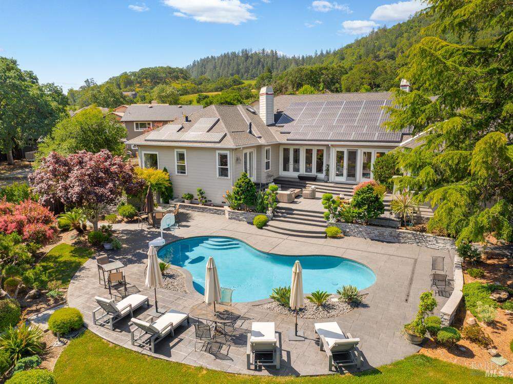 4588 Bennett Valley Road, Santa Rosa, CA 95404