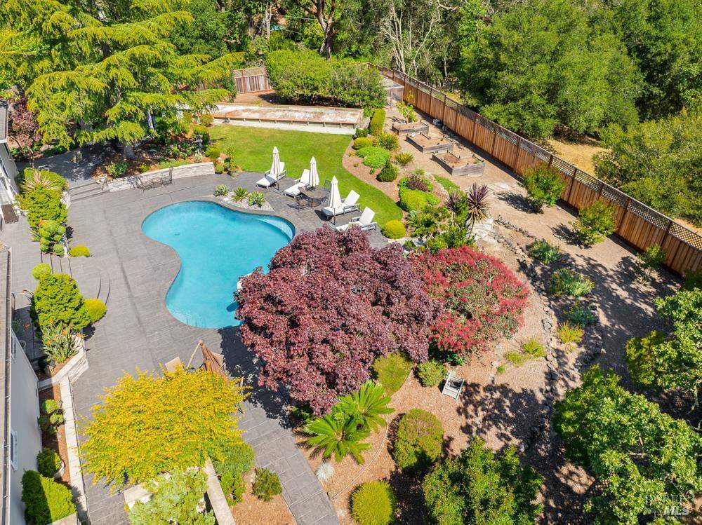 4588 Bennett Valley Road, Santa Rosa, CA 95404