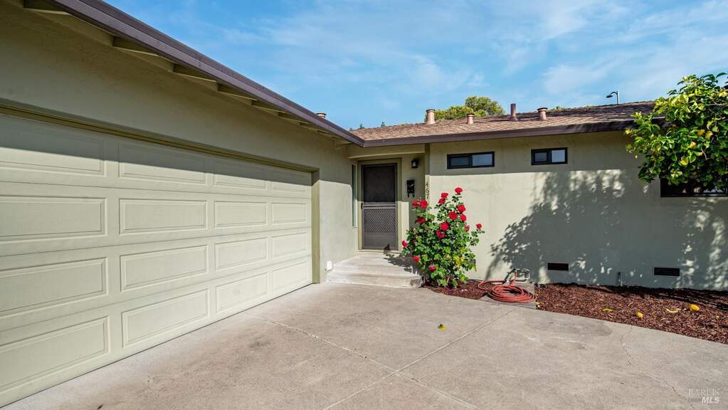 467 Alta Avenue, Rohnert Park, CA 94928