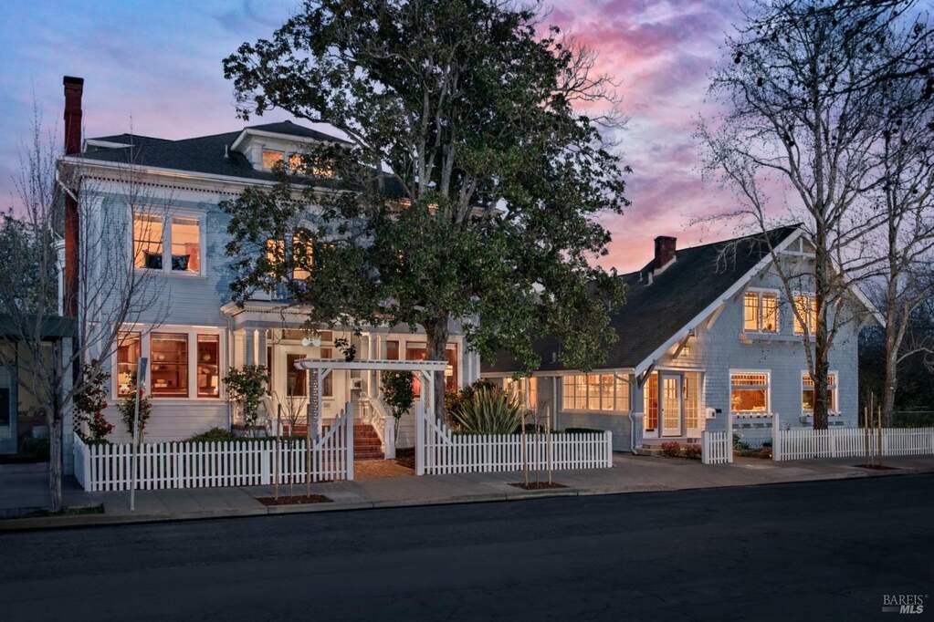 10 Keller Street (Left) & 8 Keller Street (Right) at 8 Keller Street, Petaluma, CA 94952