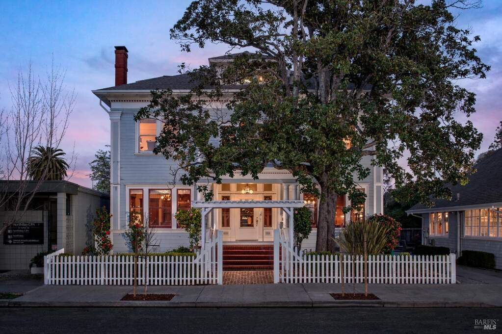 10 Keller Street at 8 Keller Street, Petaluma, CA 94952