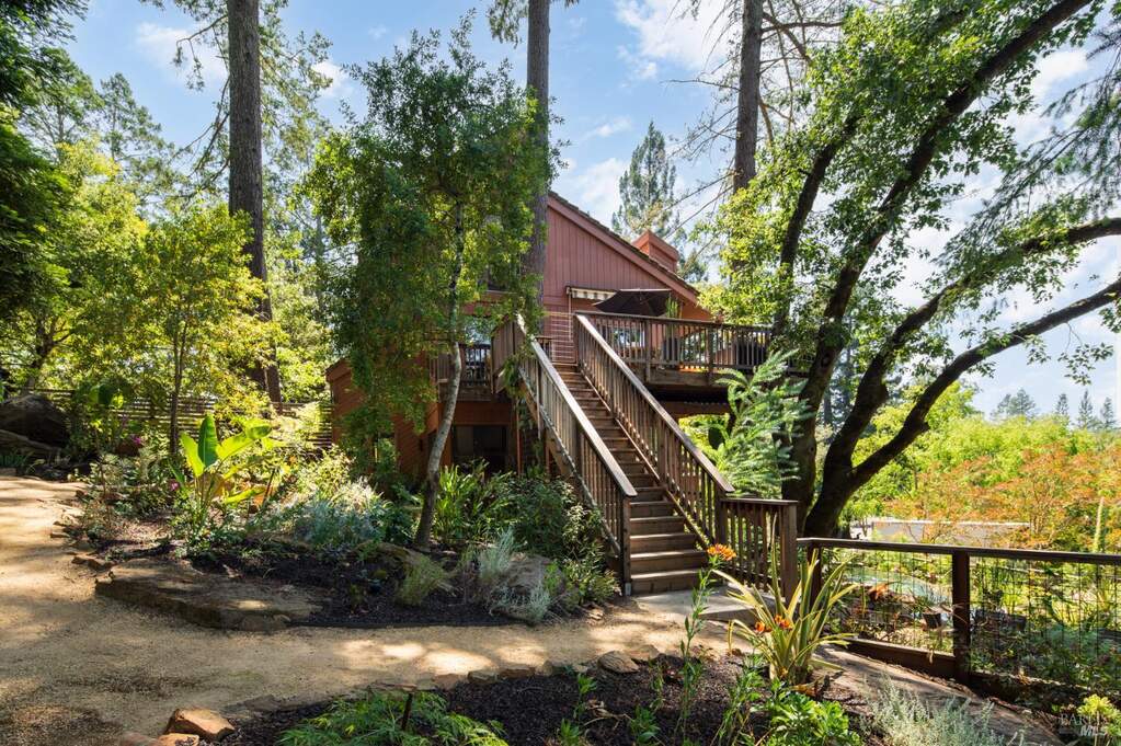 2619 Fir Park Way Ne, Santa Rosa, CA 95404