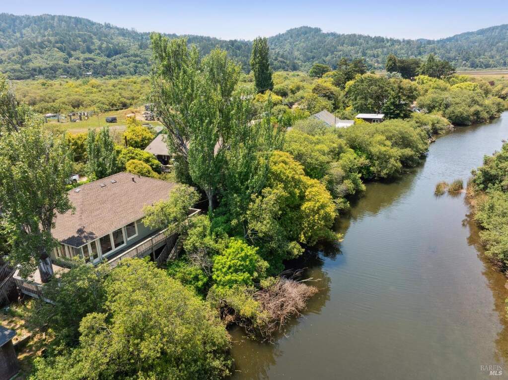11160 Sir Francis Drake Boulevard, Point Reyes Station, CA 94956