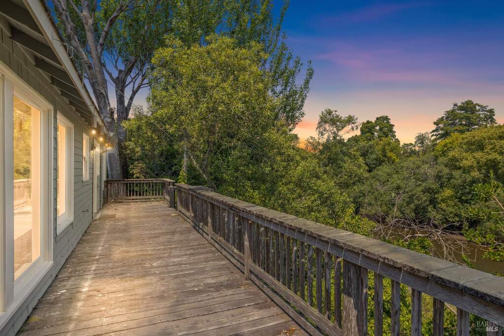 11160 Sir Francis Drake Boulevard, Point Reyes Station, CA 94956