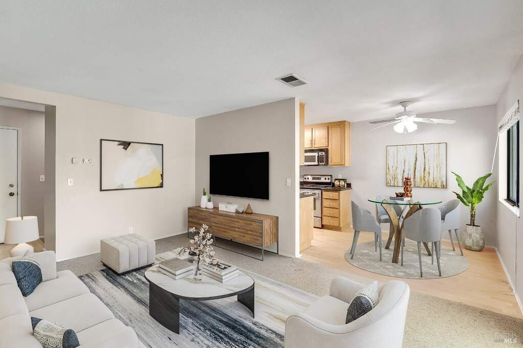 900 Cambridge Drive #104