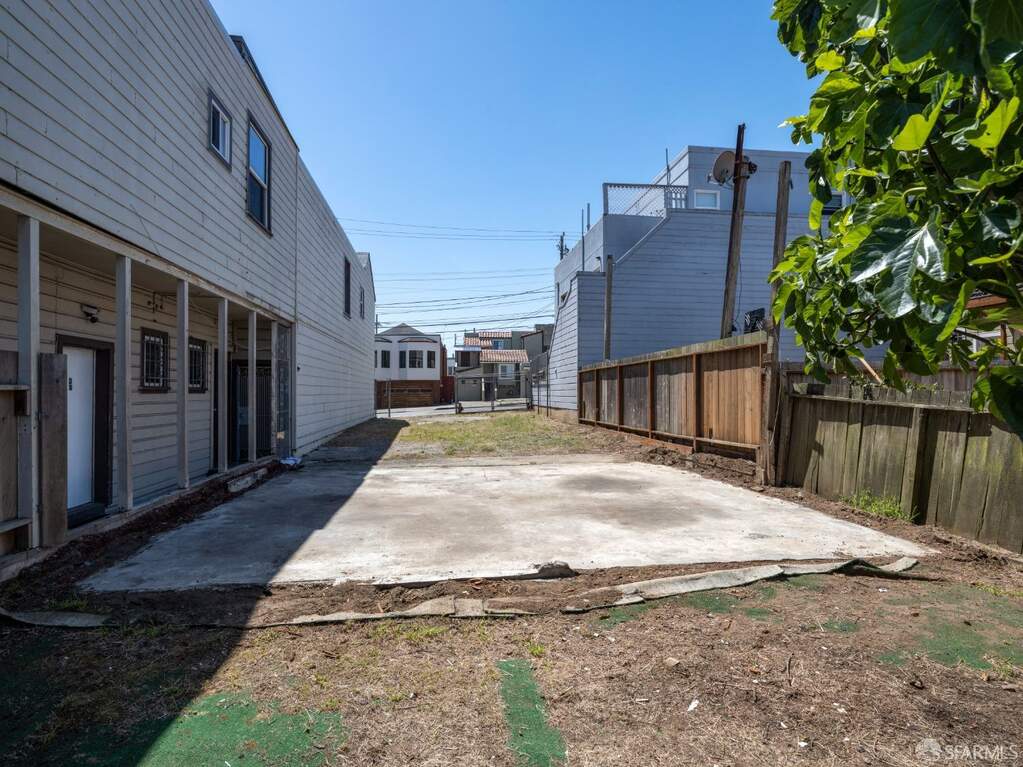 1029 Silver Avenue, San Francisco, CA 94134