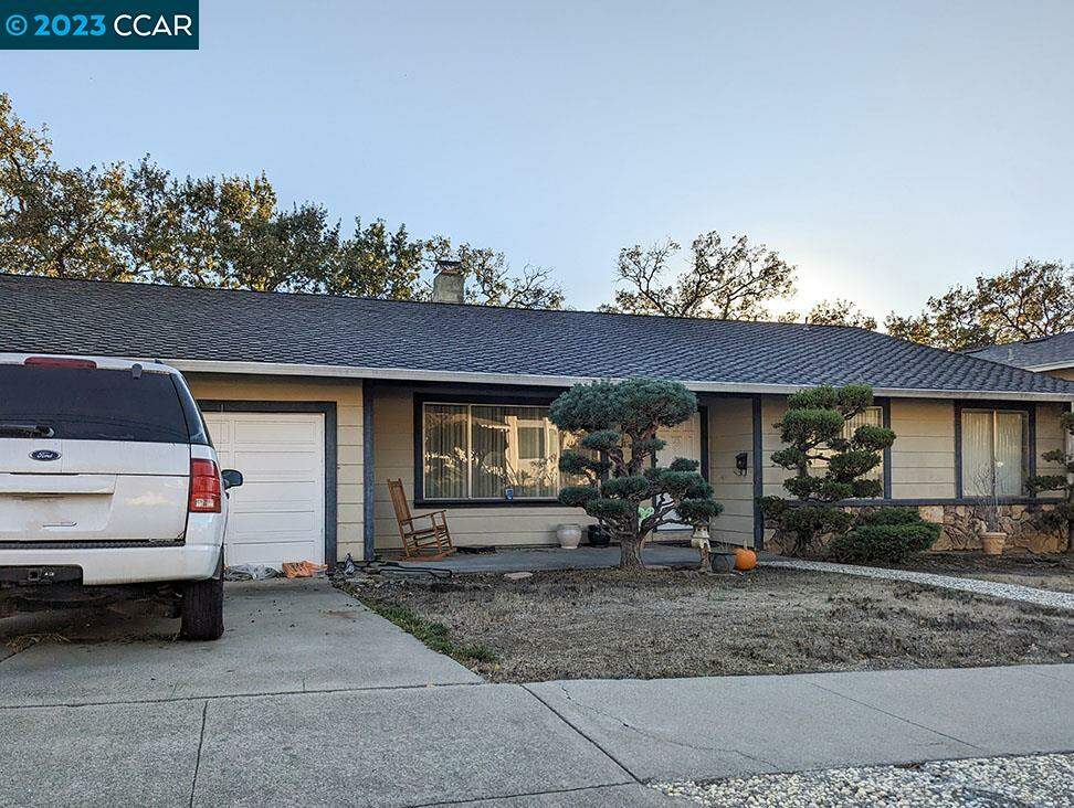 423 Del Sol Avenue