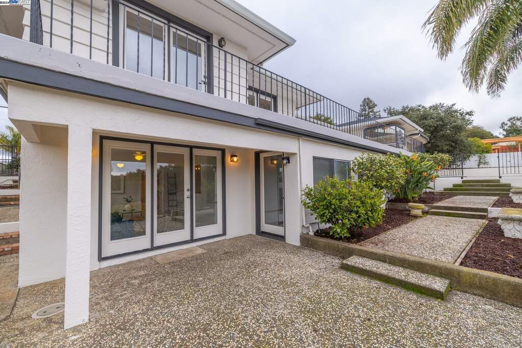 3649 Star Ridge Road, Hayward, CA 94542